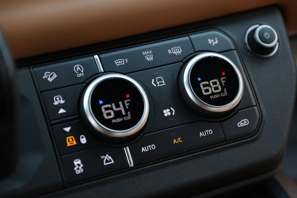 Certified 2022 Land Rover Defender 110 X AWD/4WD image 29