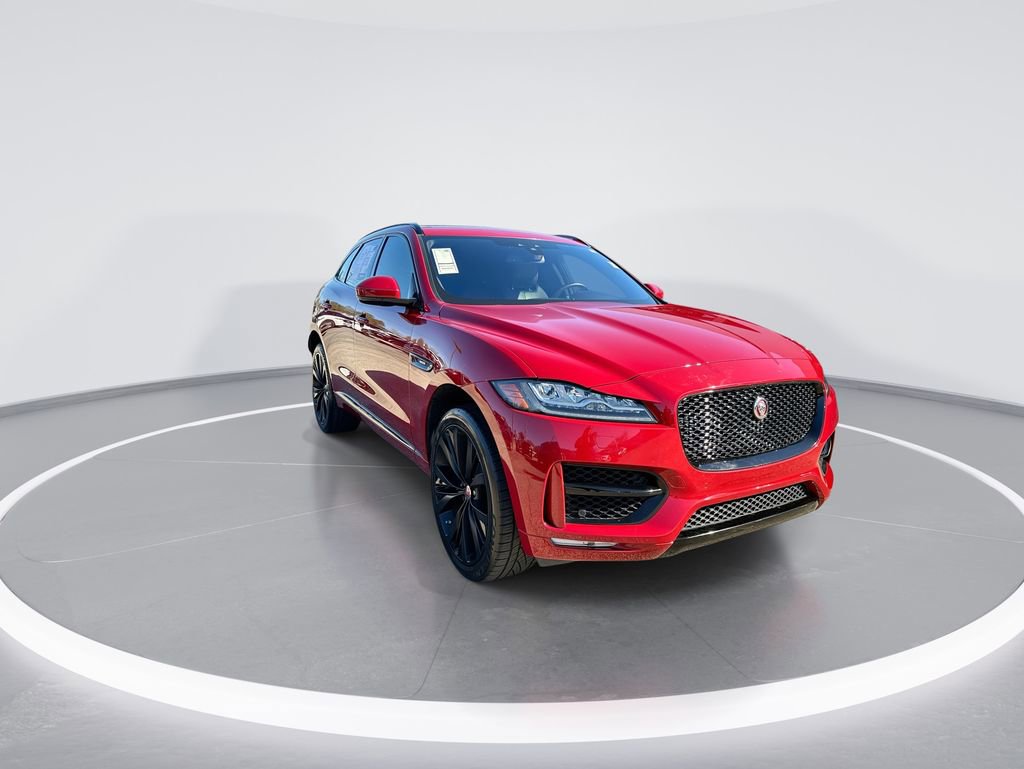 Used 2018 Jaguar F-PACE R-Sport image 2