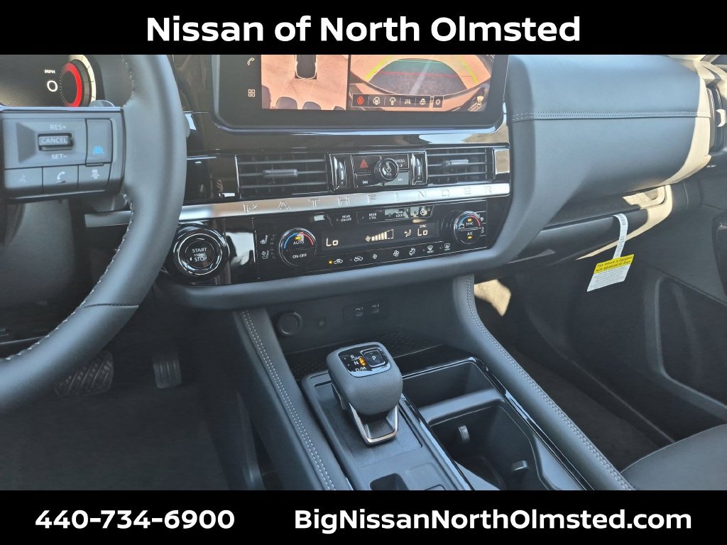New 2026 Nissan Pathfinder Platinum AWD/4WD image 15