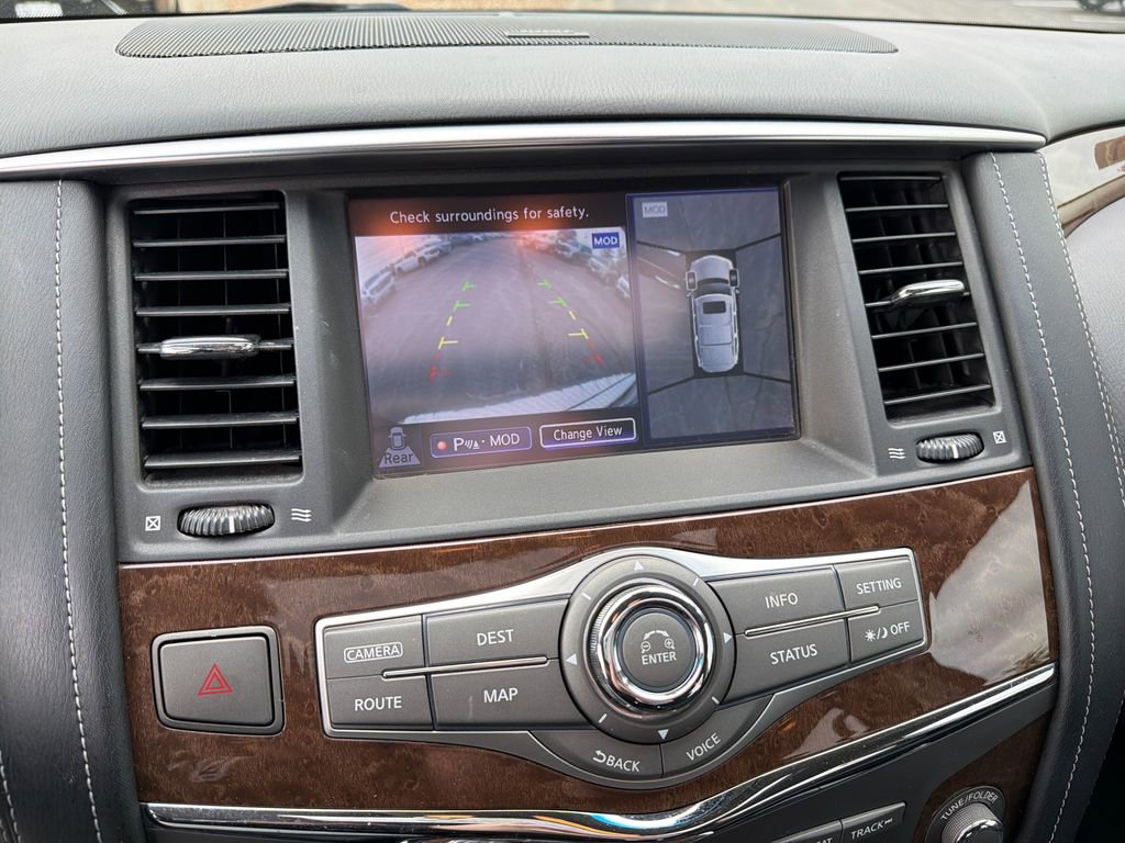 Used 2017 INFINITI QX80 4WD w/ Driver Assistance Package image 31