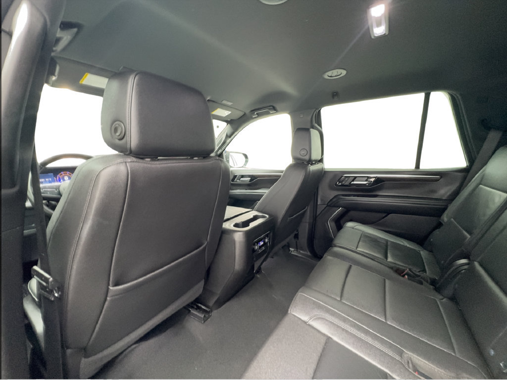 Used 2025 Chevrolet Tahoe LT RWD image 32