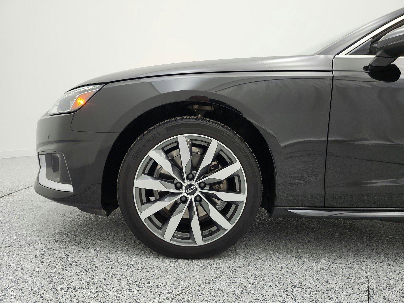 Used 2023 Audi A4 2.0T Premium w/ Convenience Package AWD/4WD image 18