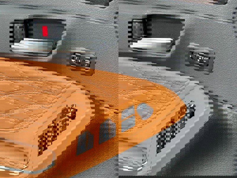 Used 2019 Toyota Avalon Limited w/ Advanced Safety Package image 24