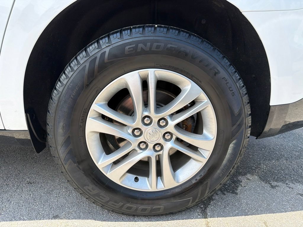 Used 2019 Buick Enclave Essence FWD image 13