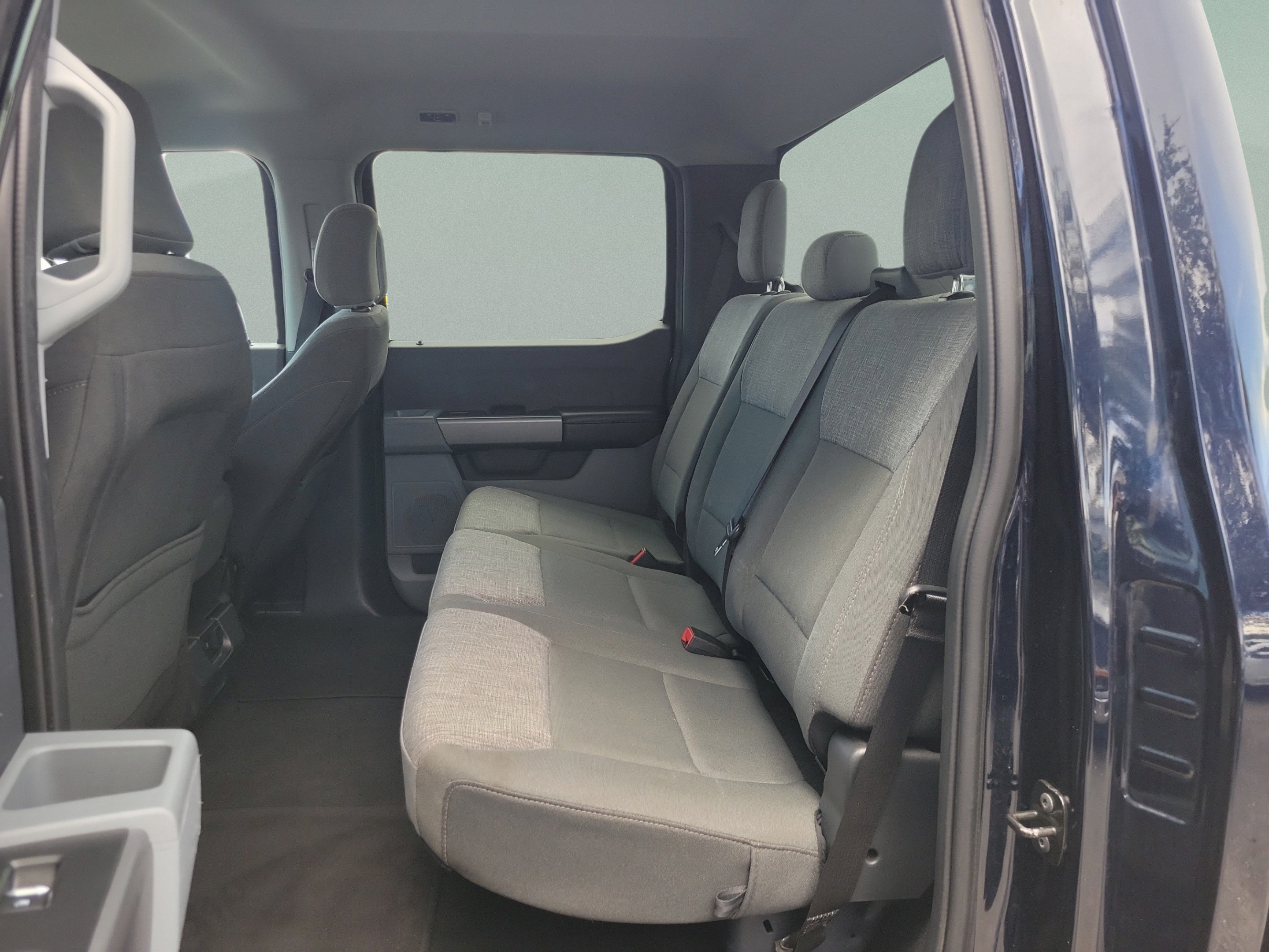 Certified 2025 Ford F250 XLT AWD/4WD image 13