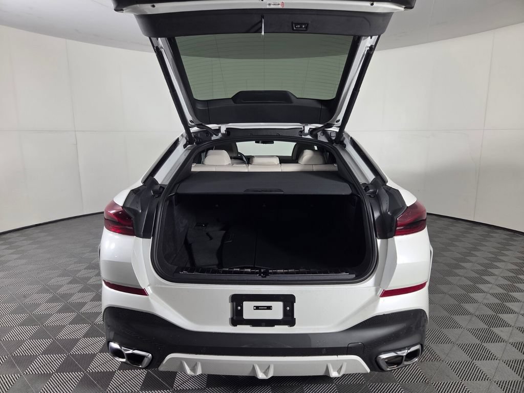 Used 2026 BMW X6 M60i AWD/4WD image 28