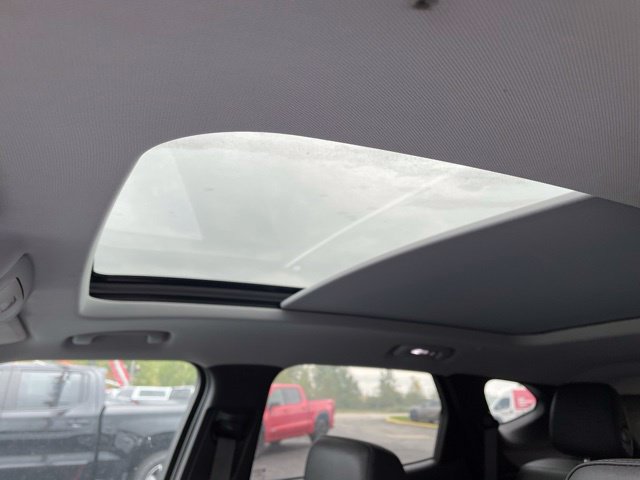Used 2019 Chevrolet Blazer LT w/ Sun and Wheels Package FWD image 4