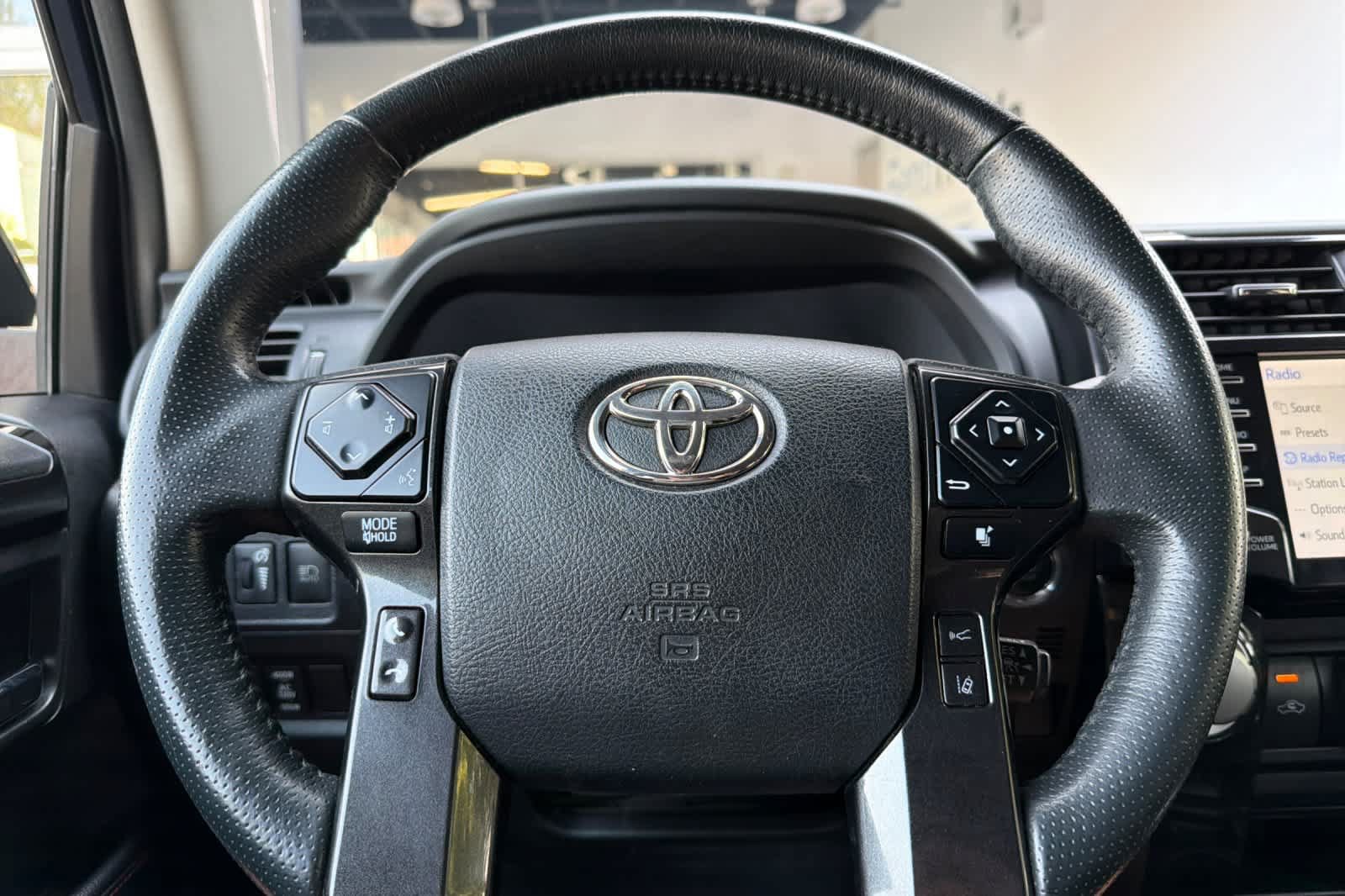 Used 2020 Toyota 4Runner TRD Off-Road Premium AWD/4WD image 26