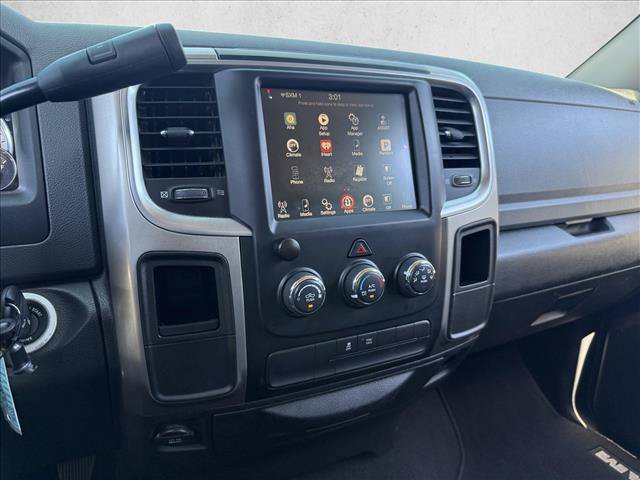 Used 2014 RAM 1500 Express RWD image 16