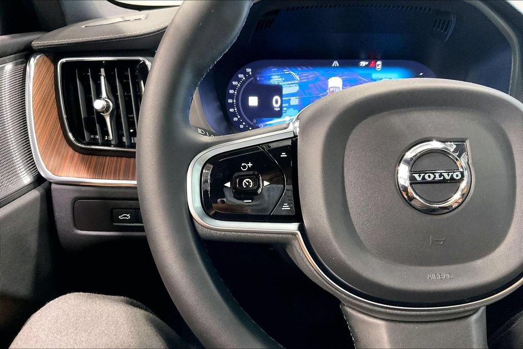 Certified 2024 Volvo XC60 T8 Ultimate w/ Protection Package Premier AWD/4WD image 12