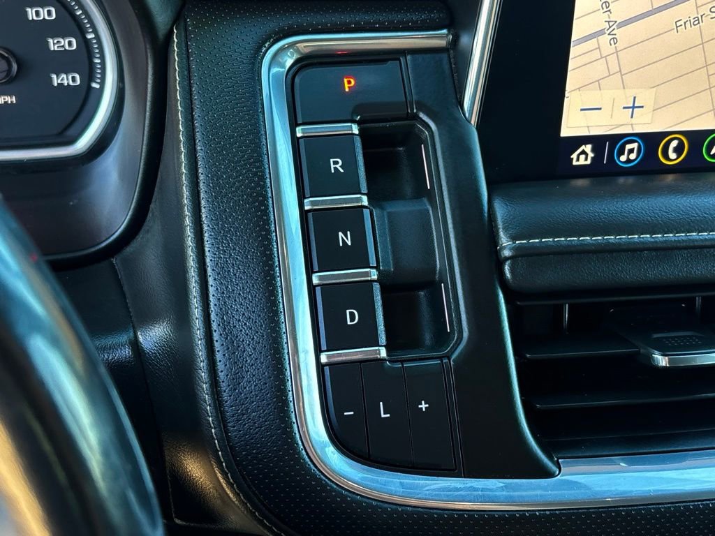 Used 2021 Chevrolet Suburban Premier image 23