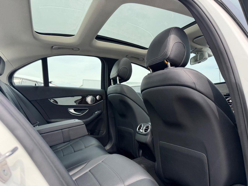 Used 2017 Mercedes-Benz C 300 4MATIC Sedan image 11