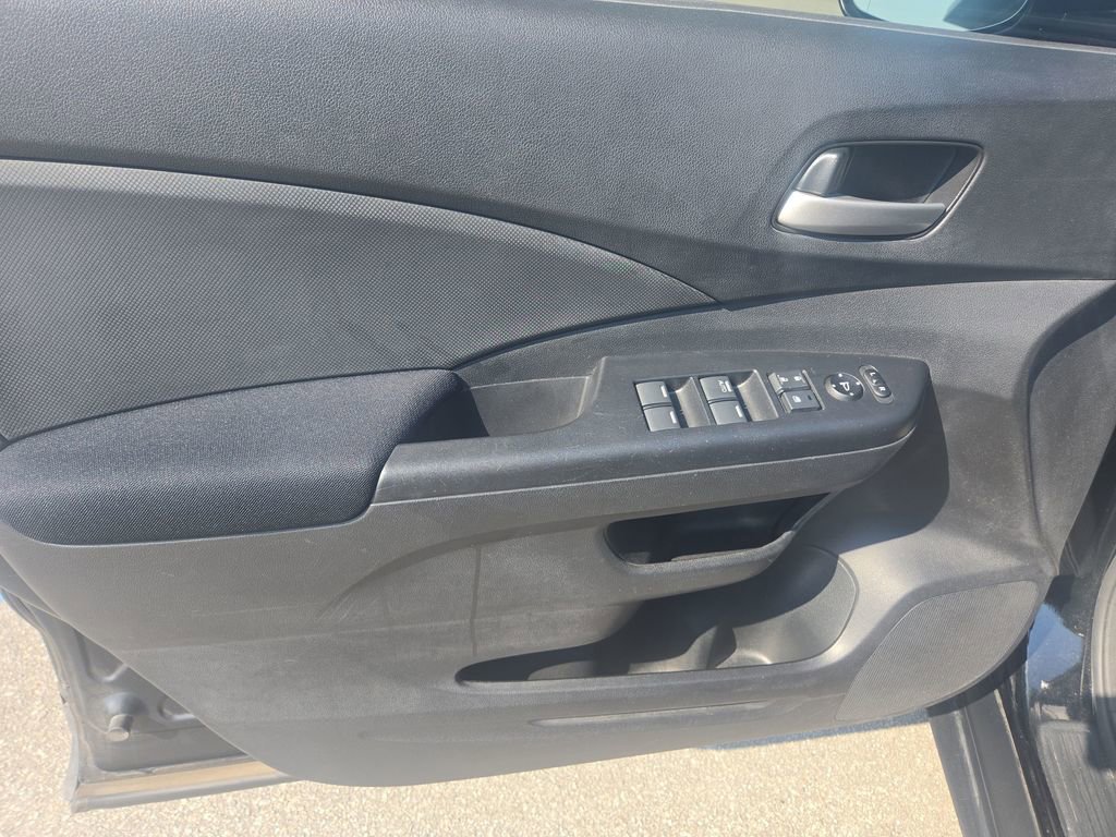 Used 2016 Honda CR-V LX image 17