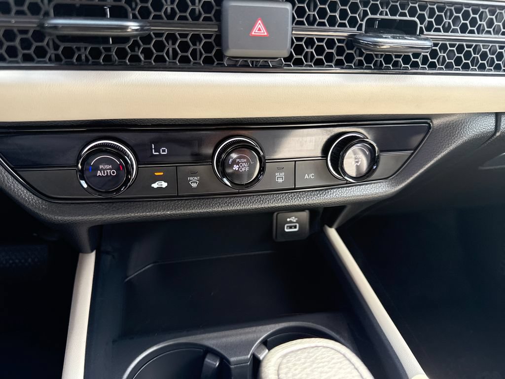 Certified 2025 Honda HR-V LX image 31