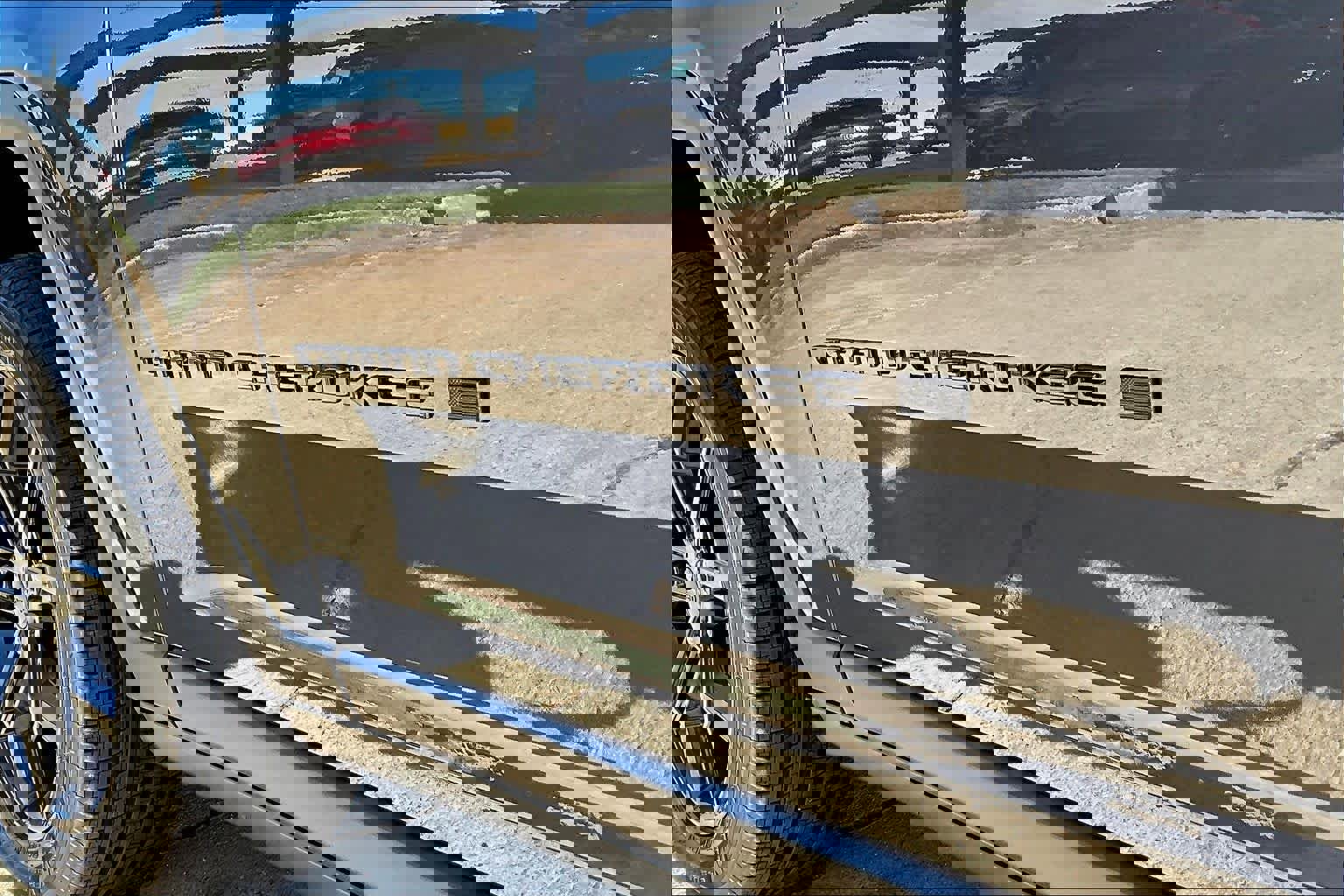 New 2025 Jeep Grand Cherokee L Limited image 16