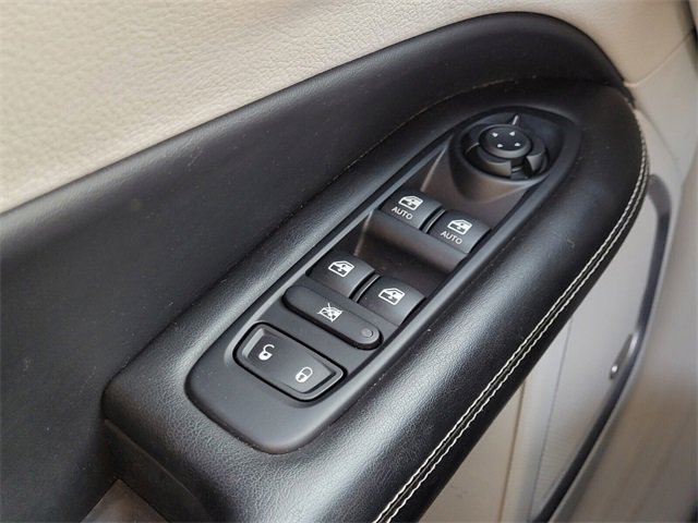 Used 2021 Jeep Compass Latitude w/ Sun and Sound Group image 21