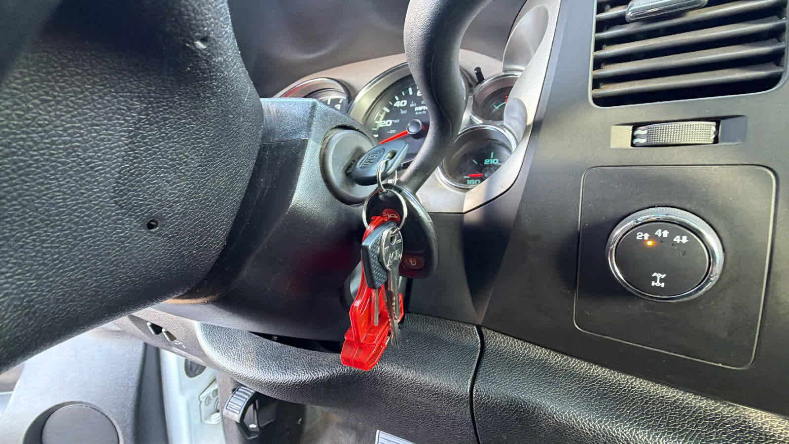 Used 2014 Chevrolet Silverado 2500 LT image 17