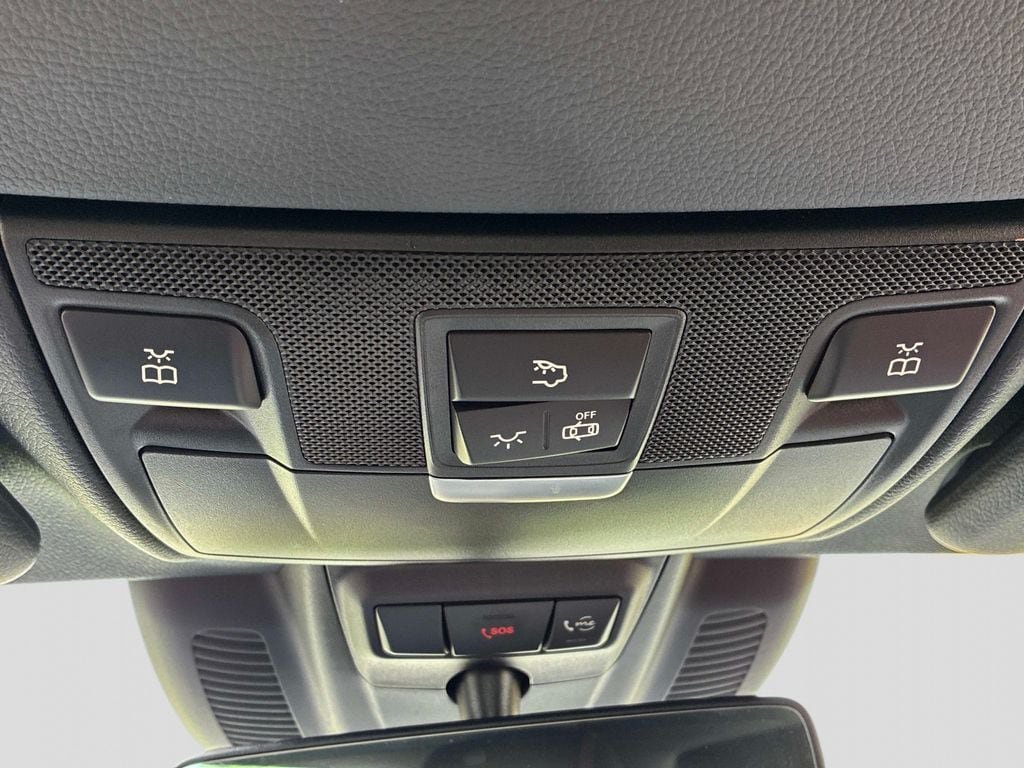 Used 2019 Mercedes-Benz E 53 AMG 4MATIC Cabriolet image 48