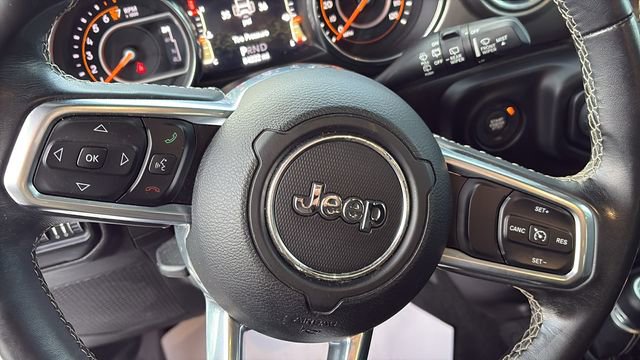 Used 2019 Jeep Wrangler Unlimited Sahara image 16
