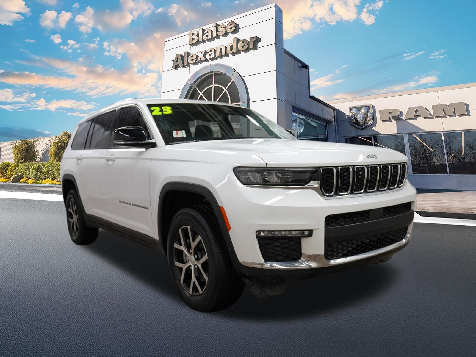 Certified 2023 Jeep Grand Cherokee L Limited AWD/4WD image 1