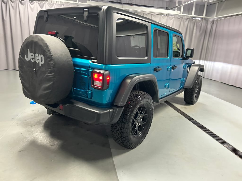 Used 2024 Jeep Wrangler Unlimited AWD/4WD image 7