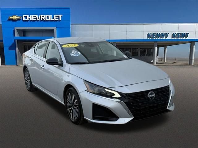 Used 2025 Nissan Altima 2.5 SV