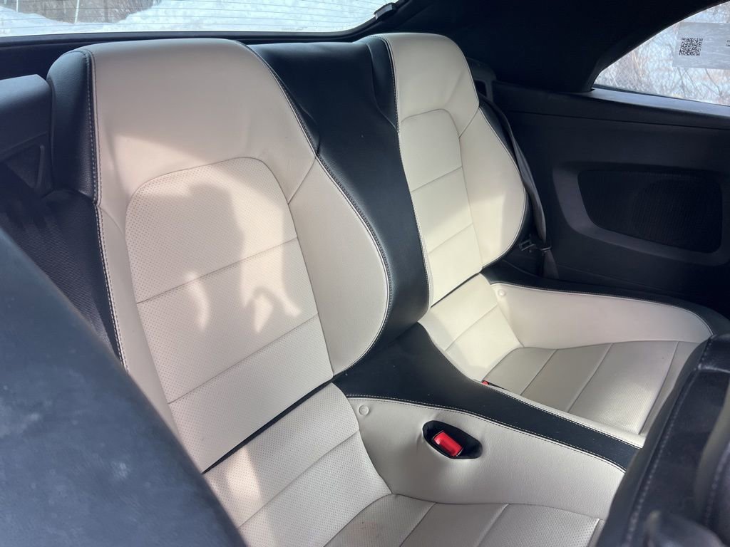 Used 2018 Ford Mustang GT Premium image 31