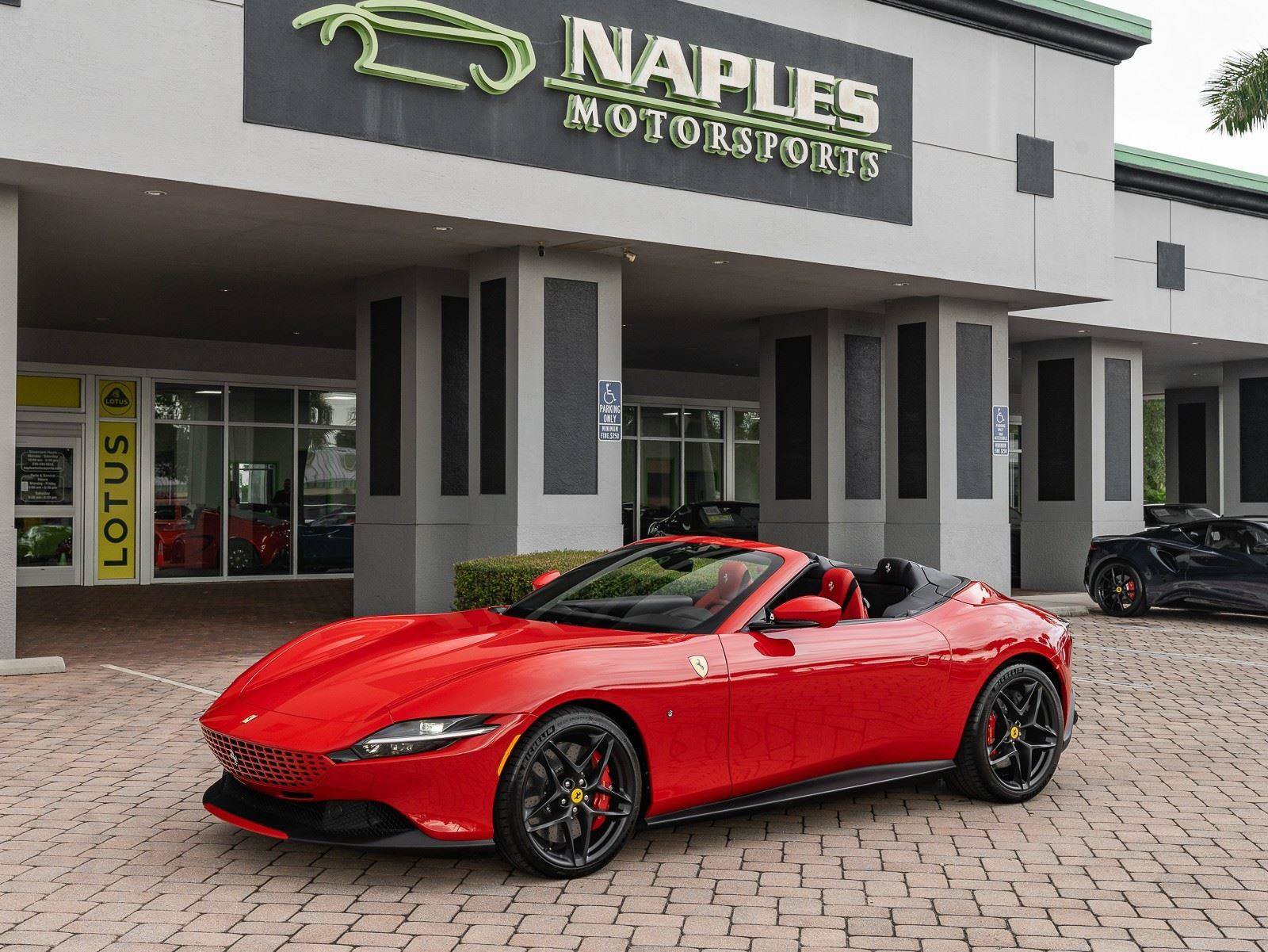 Used 2024 Ferrari Roma Spider RWD image 29