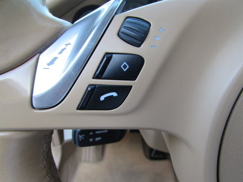 Used 2011 Porsche Panamera S RWD image 22