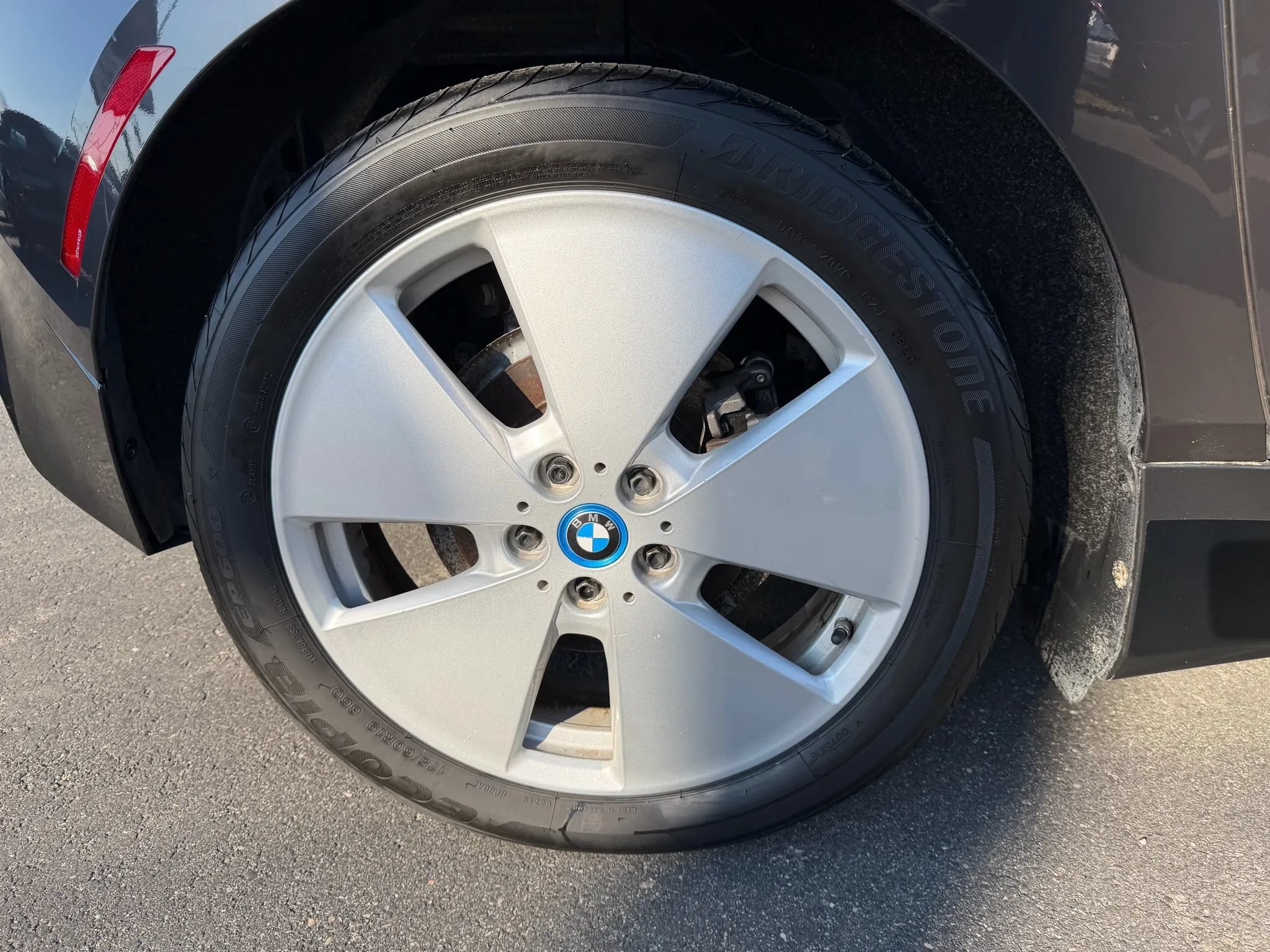 Used 2015 BMW i3 w/ Range Extender RWD image 32