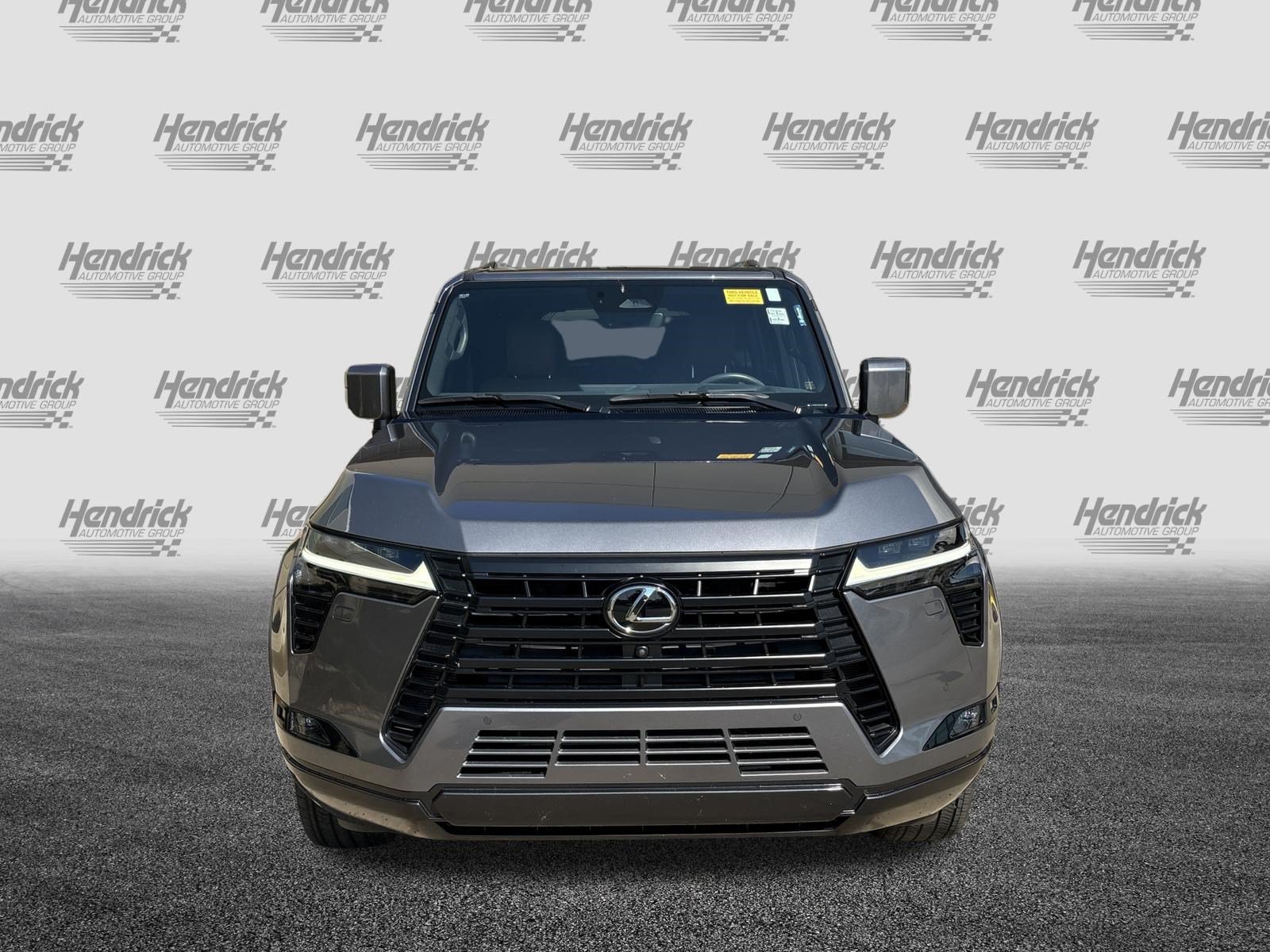 Used 2025 Lexus GX 550 w/ Cold Area Package AWD/4WD image 3