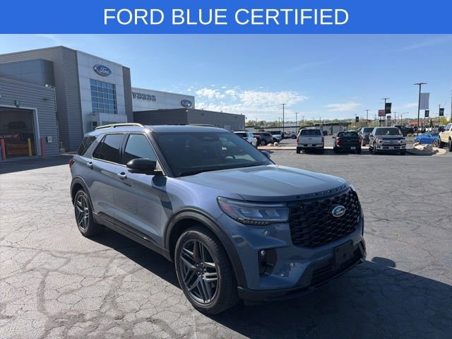 Used 2025 Ford Explorer ST
