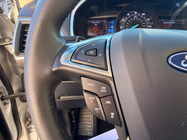 Used 2019 Ford Edge Titanium w/ Equipment Group 301A AWD/4WD image 27
