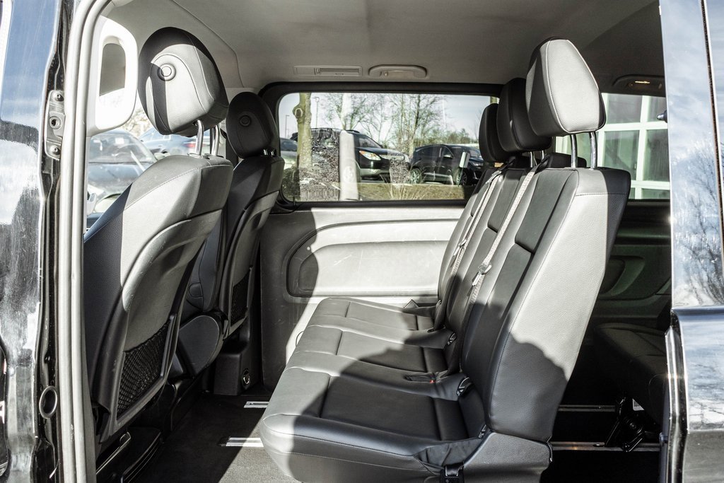 Used 2020 Mercedes-Benz Metris Passenger image 26