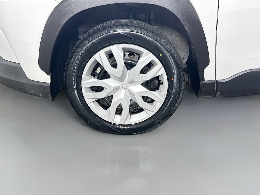 Certified 2025 Toyota Corolla Cross L image 20