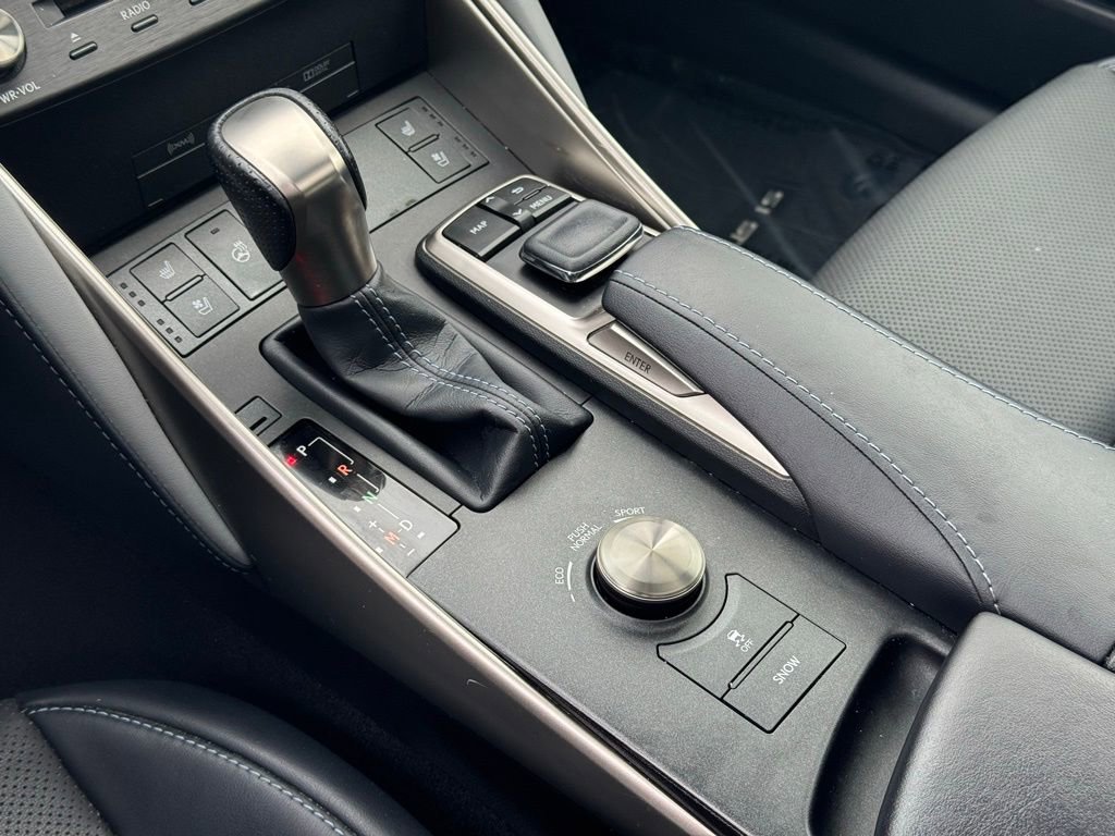Used 2020 Lexus IS 300 F Sport image 24