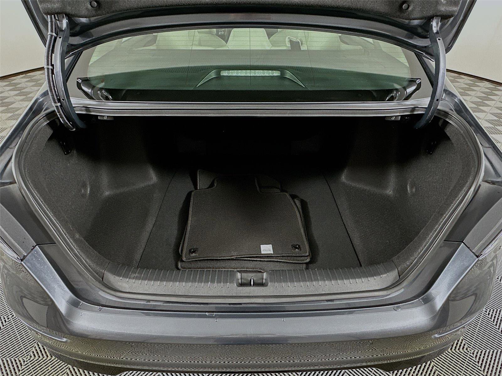 Used 2023 Honda Accord Touring image 27