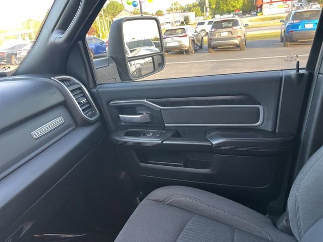 Used 2024 RAM 3500 Big Horn w/ Night Edition image 30