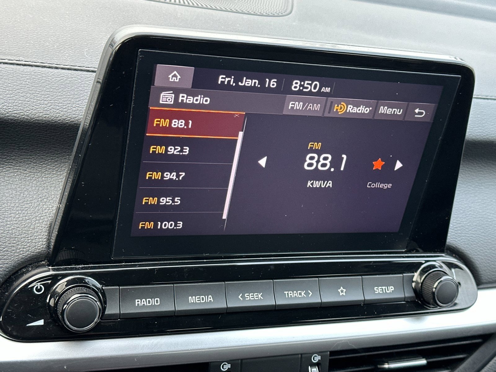 Used 2024 Kia Forte LXS image 17