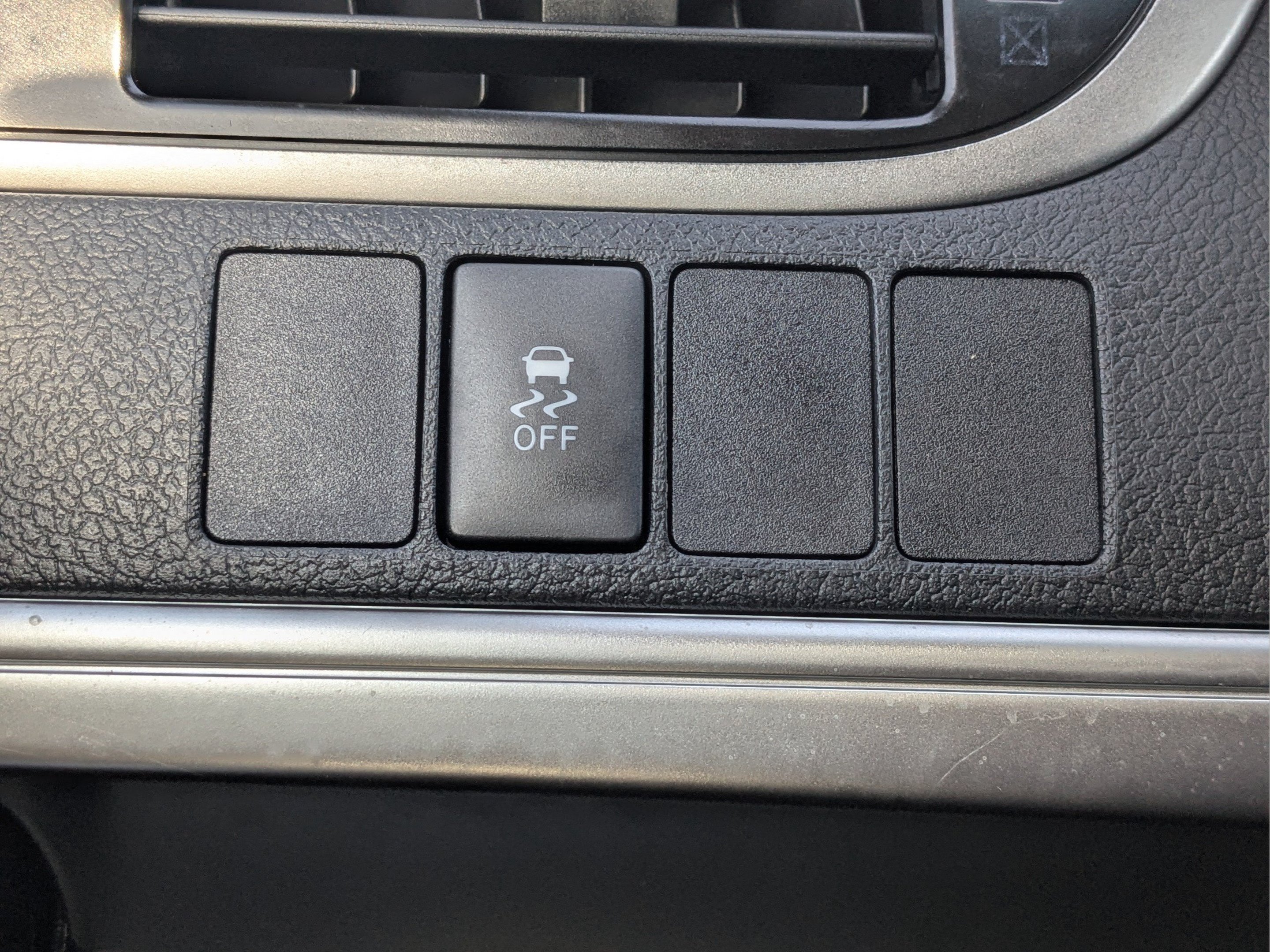 Used 2014 Toyota Camry SE FWD image 21