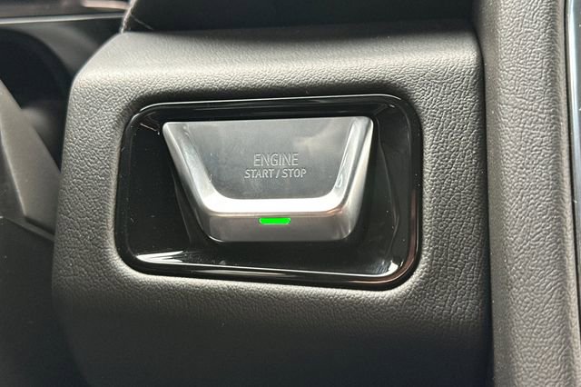 New 2026 GMC Yukon XL Denali w/ Denali Reserve Package image 27