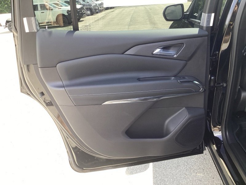 New 2026 Chevrolet Traverse LT w/ Driver Confidence Package image 13