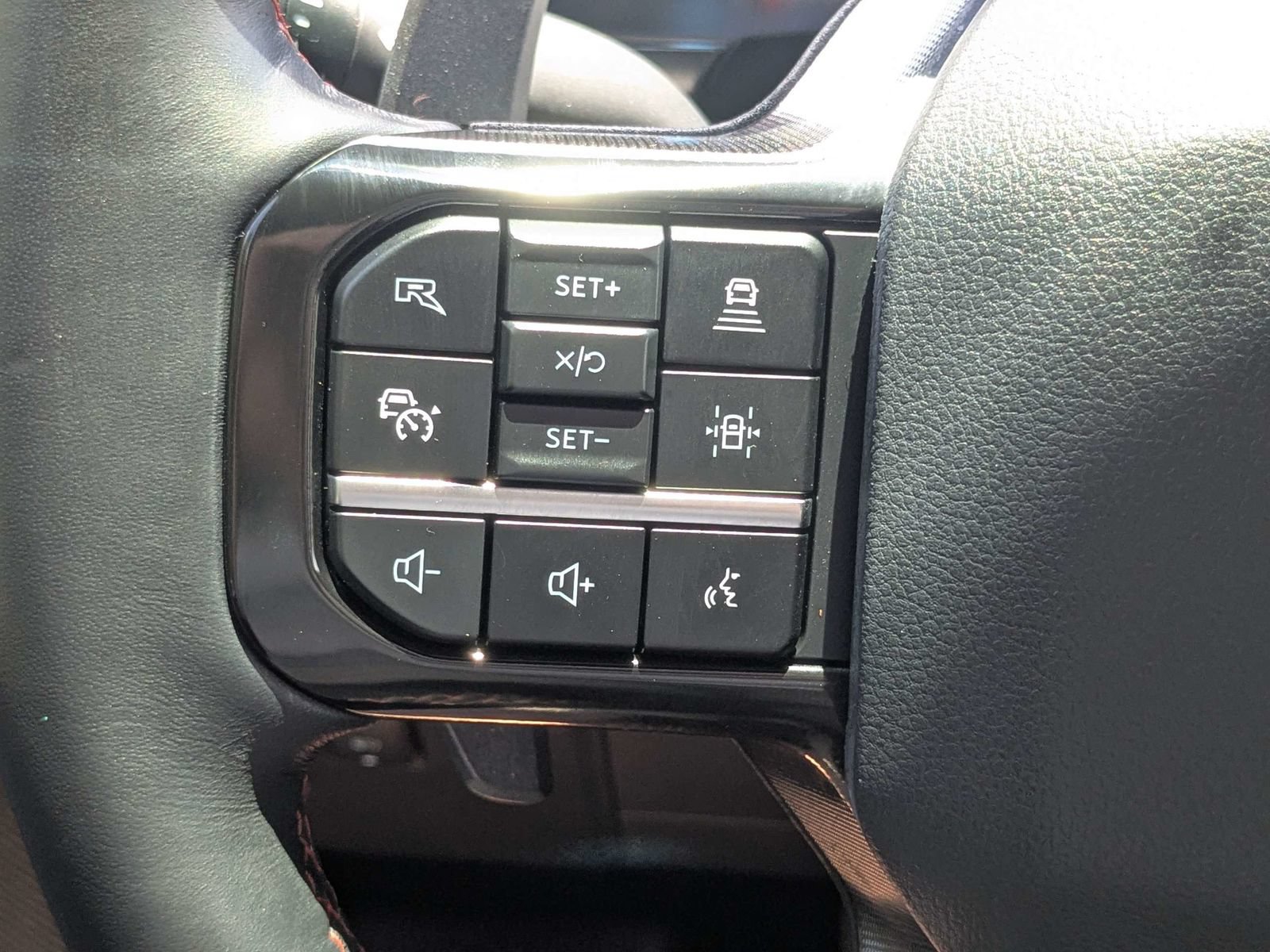 Used 2024 Ford F150 Raptor w/ Equipment Group 803A Raptor R AWD/4WD image 30