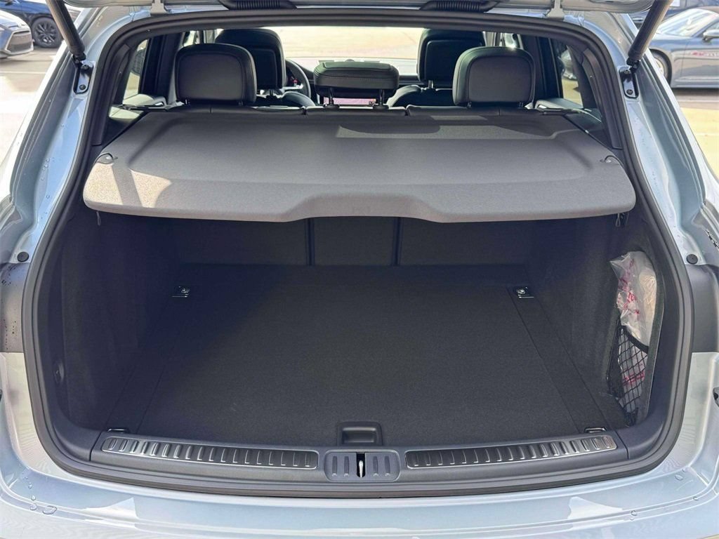 New 2026 Porsche Macan S AWD/4WD image 34