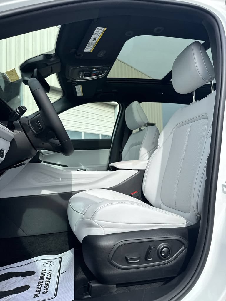 New 2026 Jeep Cherokee Limited AWD/4WD image 21