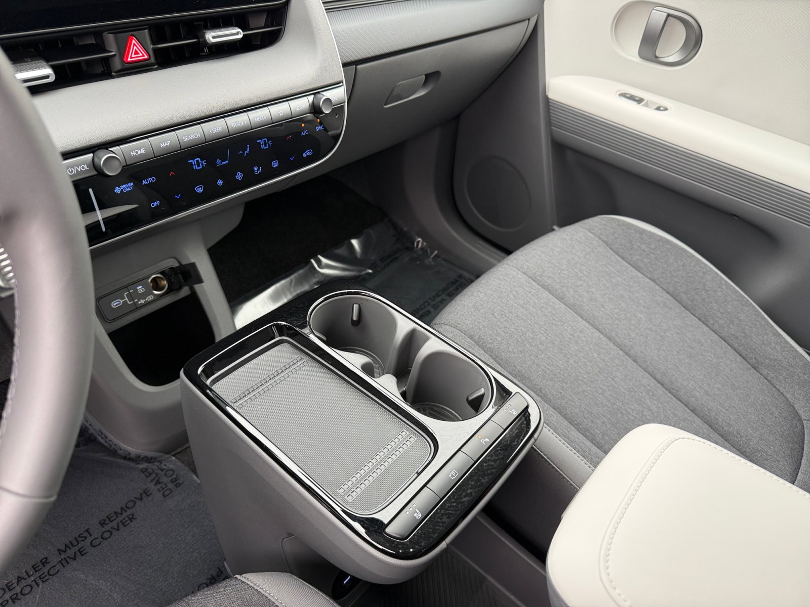 Certified 2025 Hyundai Ioniq 5 SE image 14