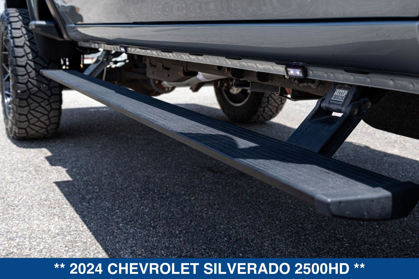 Used 2024 Chevrolet Silverado 2500 Custom w/ Custom Value Package AWD/4WD image 22