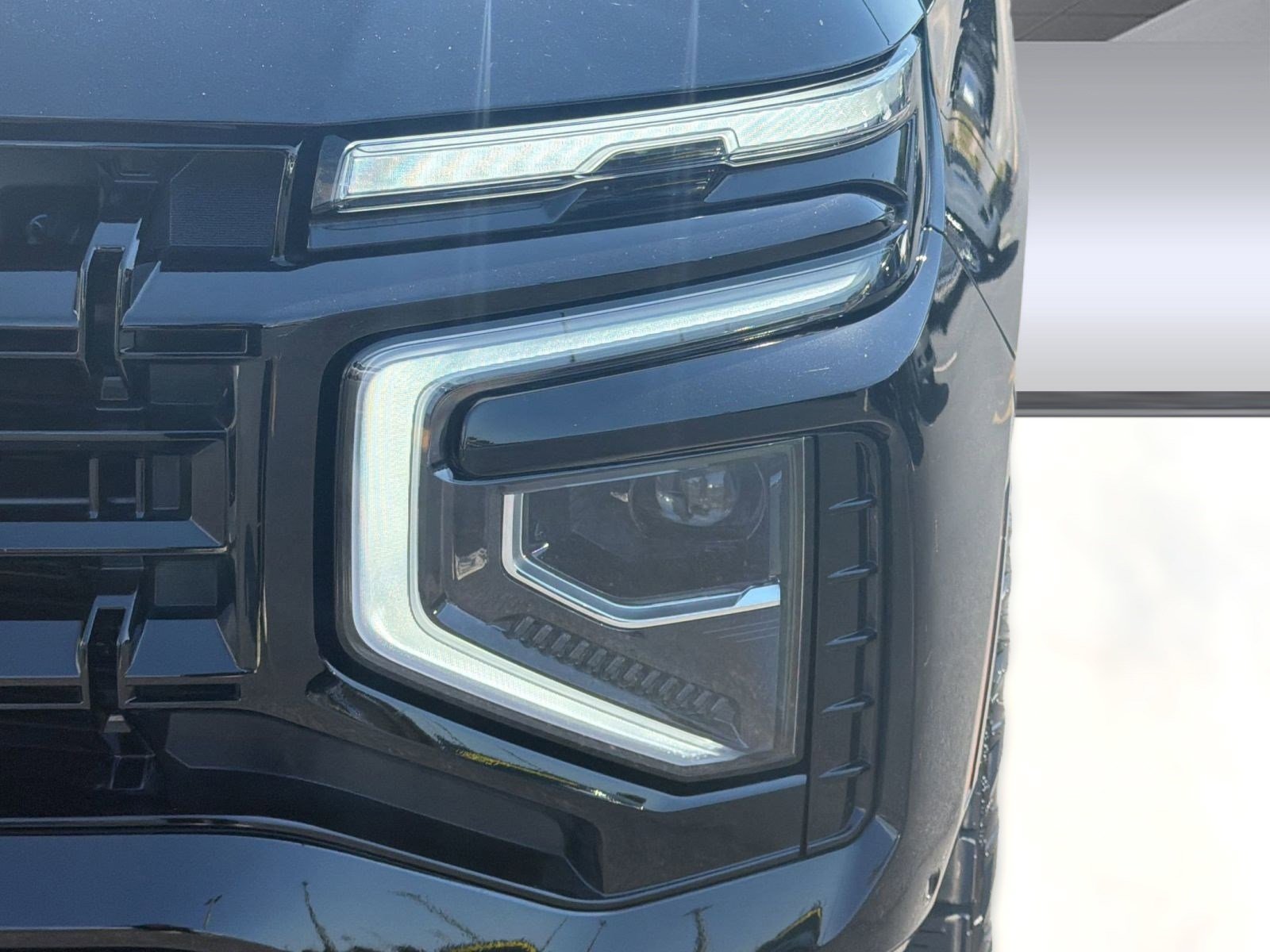 Used 2025 Chevrolet Tahoe Z71 w/ Comfort Package image 10