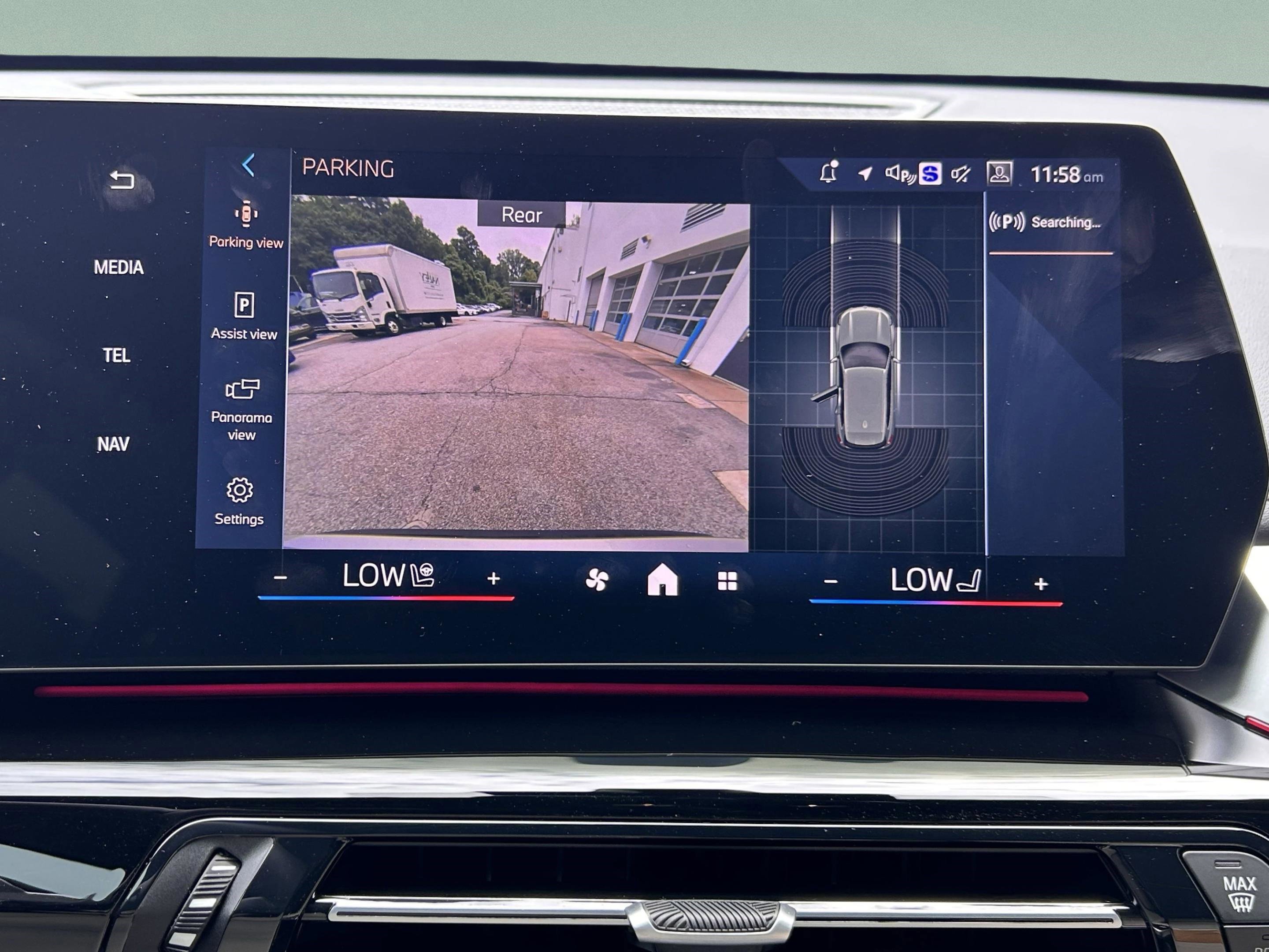 Used 2025 BMW X1 xDrive28i w/ Convenience Package image 16