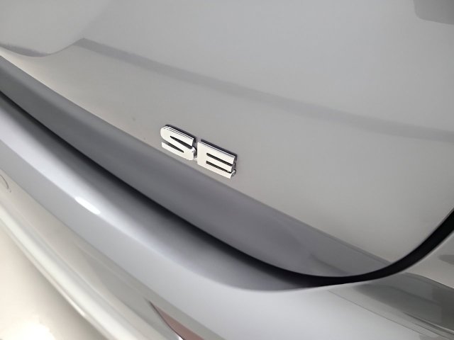 Used 2024 Mitsubishi Outlander SE AWD/4WD image 8